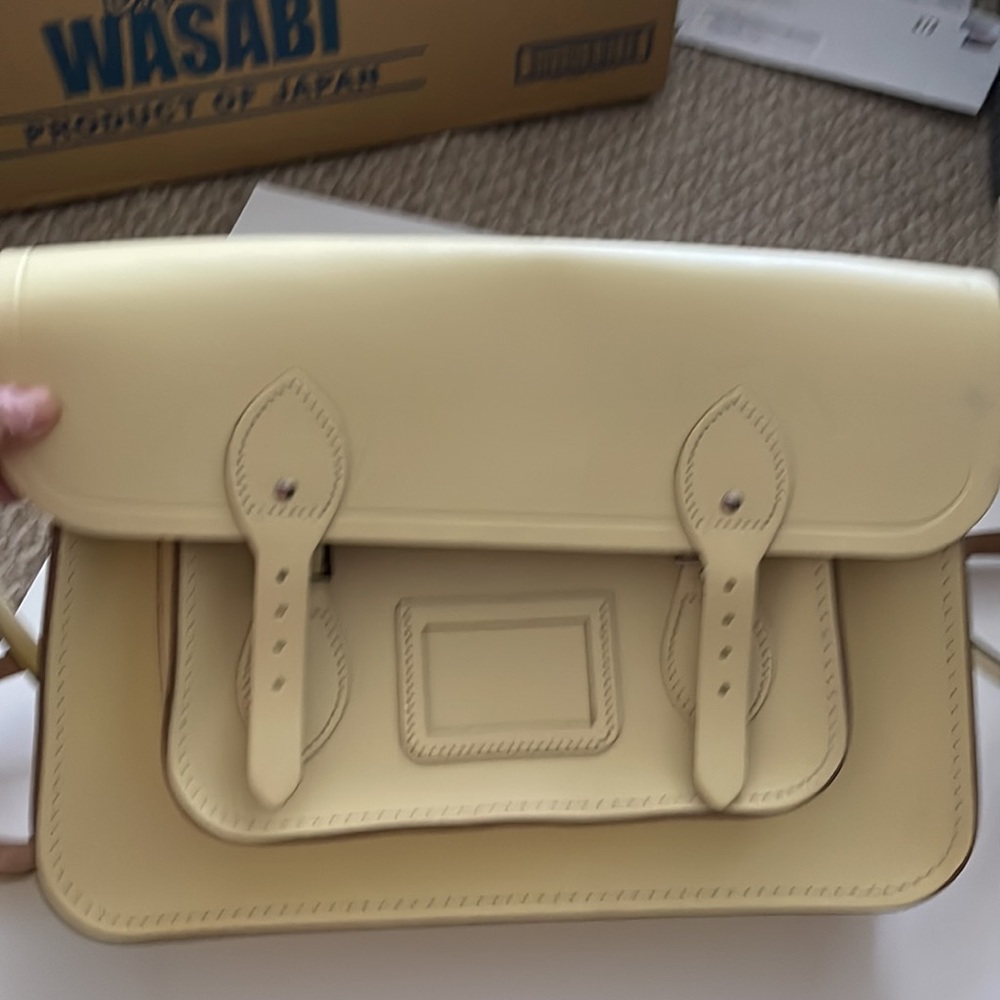 Cambridge Satchel Bag View 3